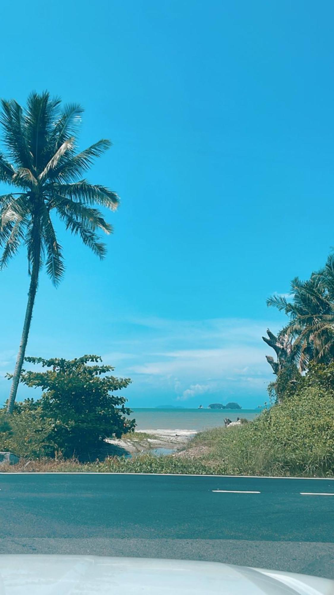 Mersika Beachfront Near To Jetty
